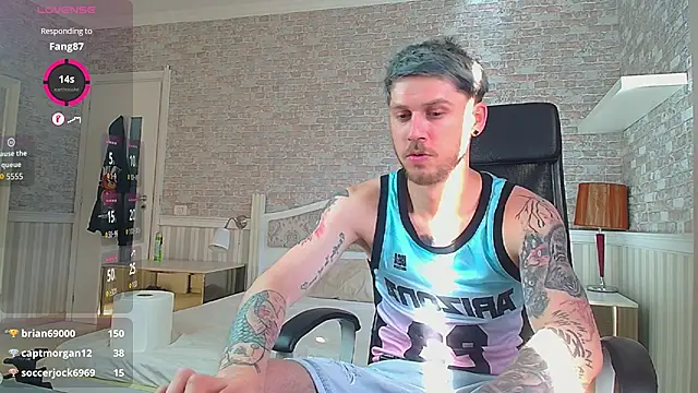 JonahShaw online show from June 3, 2026, 2:33 pm