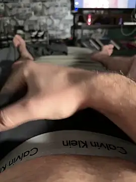 Ggowlad01 online show from December 14, 2025, 11:10 pm