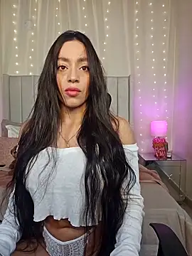 AriadnaTaylor online show from December 5, 2025, 12:48 pm