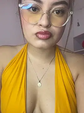 Isa Villamarin online show from March 7, 2026, 2:11 pm