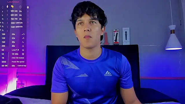 Leo Savage  online show from November 16, 2025, 3:44 am