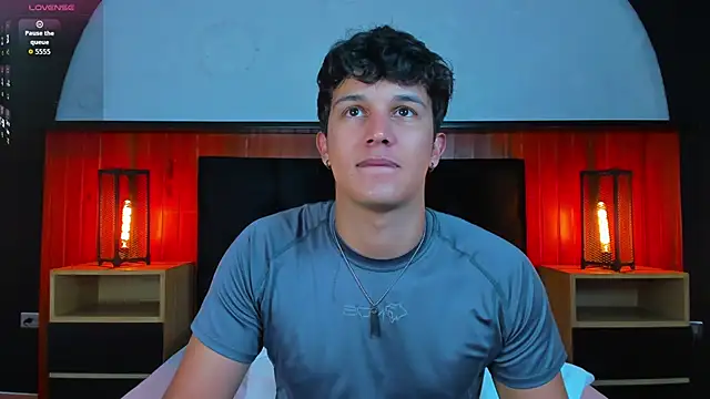 Leo Savage  online show from May 23, 2026, 4:11 am