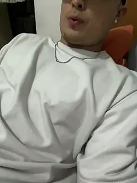 Alexander ferre online show from April 13, 2026, 3:21 am