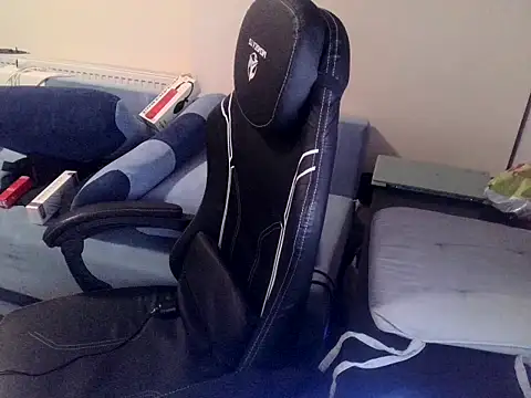 Wyrolowanyyy online show from February 26, 2026, 12:43 am