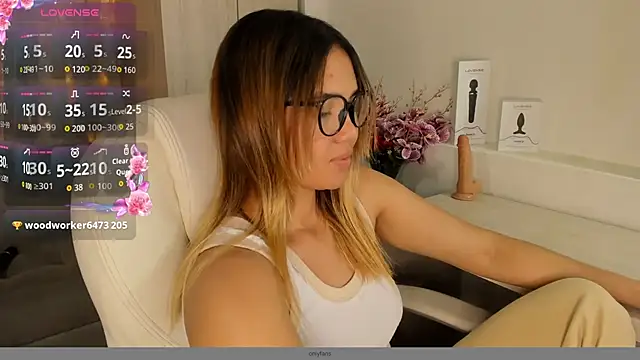 kata22sofia online show from September 22, 2025, 3:18 pm