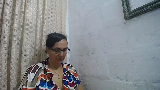 gabbyparker  online show from May 11, 2026, 9:10 am