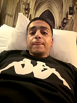 Snapshot of montanarawr chatting on November 28, 2025, 2:56 am montanarawr online show from November 28, 2025, 2:56 am