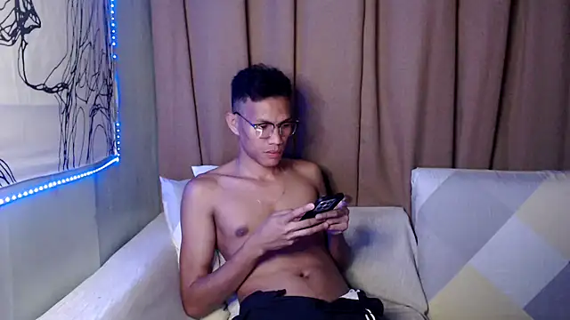 Snapshot of fantasy_davidxx chatting on October 5, 2025, 11:34 am fantasy davidxx online show from October 5, 2025, 11:34 am