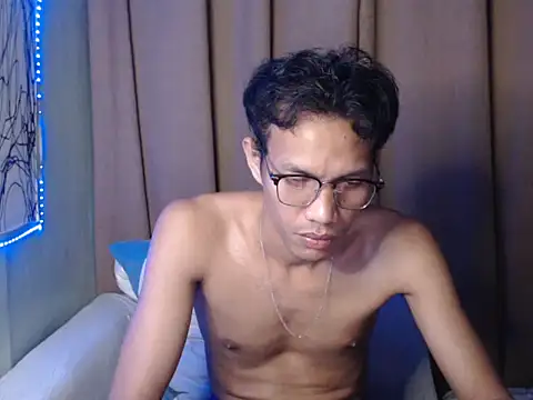 Snapshot of fantasy_davidxx chatting on October 2, 2025, 11:02 am fantasy davidxx online show from October 2, 2025, 11:02 am