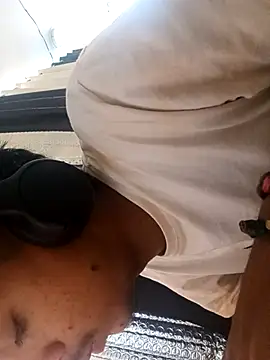 deny2442 online show from October 27, 2025, 4:57 am