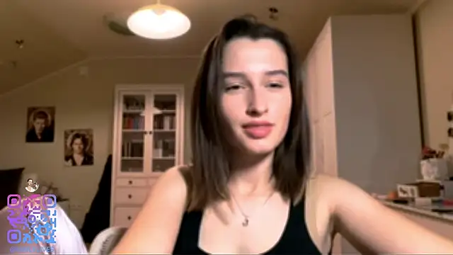 Snapshot of DarlineBrustera chatting on November 11, 2025, 2:23 pm DarlineBrustera online show from November 11, 2025, 2:23 pm