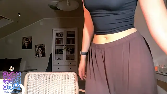 Snapshot of DarlineBrustera chatting on November 17, 2025, 2:32 pm DarlineBrustera online show from November 17, 2025, 2:32 pm