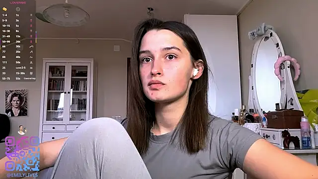 DarlineBrustera online show from February 22, 2026, 2:08 pm