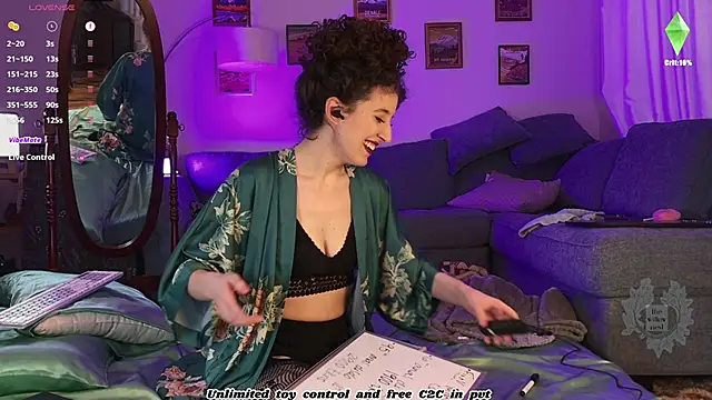 Snapshot of thewillownest_ chatting on November 16, 2025, 3:06 pm thewillownest online show from November 16, 2025, 3:06 pm