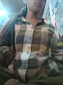 Snapshot of hotshreya69 chatting on September 29, 2025, 8:21 am hotshreya69 online show from September 29, 2025, 8:21 am