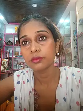 Snapshot of hotshreya69 chatting on October 6, 2025, 10:05 am hotshreya69 online show from October 6, 2025, 10:05 am