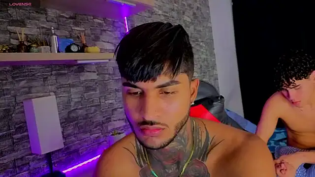 Theimperialboys  online show from April 21, 2026, 12:01 am