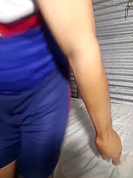 Snapshot of Franklin111230 chatting on December 16, 2025, 12:04 am Franklin111230 online show from December 16, 2025, 12:04 am