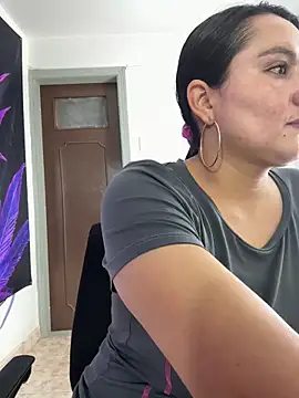 Rouse69  online show from November 12, 2025, 1:10 am