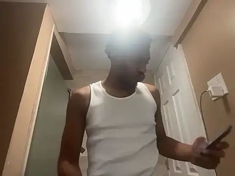 Snapshot of Yungandhungd chatting on November 29, 2025, 8:20 pm Yungandhungd online show from November 29, 2025, 8:20 pm