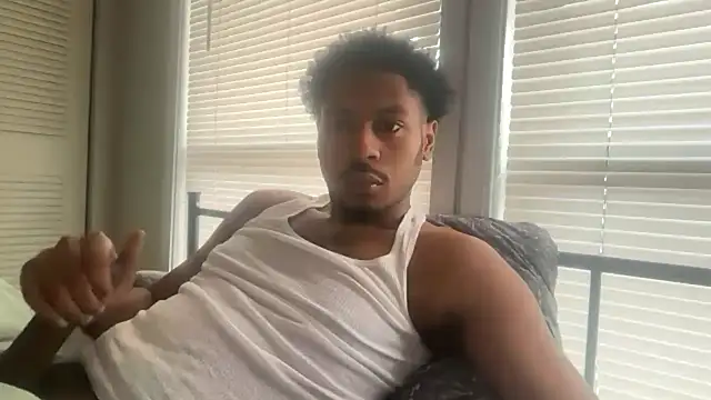 Snapshot of Yungandhungd chatting on November 20, 2025, 8:20 pm Yungandhungd online show from November 20, 2025, 8:20 pm