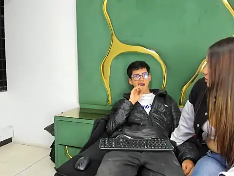 Snapshot of Noa_Arez chatting on October 7, 2025, 5:08 am Noa Arez online show from October 7, 2025, 5:08 am