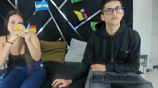 Snapshot of Noa_Arez chatting on July 1, 2026, 3:34 pm Noa Arez online show from July 1, 2026, 3:34 pm