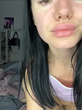 Snapshot of karrr__aaa chatting on September 16, 2025, 8:10 pm karrr aaa online show from September 16, 2025, 8:10 pm