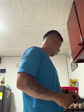 Snapshot of miaftmax chatting on December 18, 2025, 3:49 pm miaftmax online show from December 18, 2025, 3:49 pm