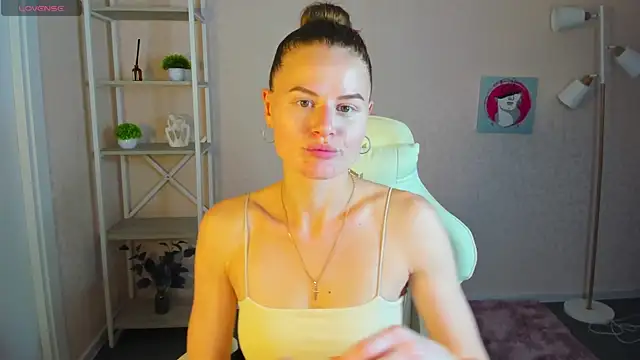 Snapshot of Wanda_Gomez chatting on September 15, 2025, 2:28 pm Wanda Gomez online show from September 15, 2025, 2:28 pm