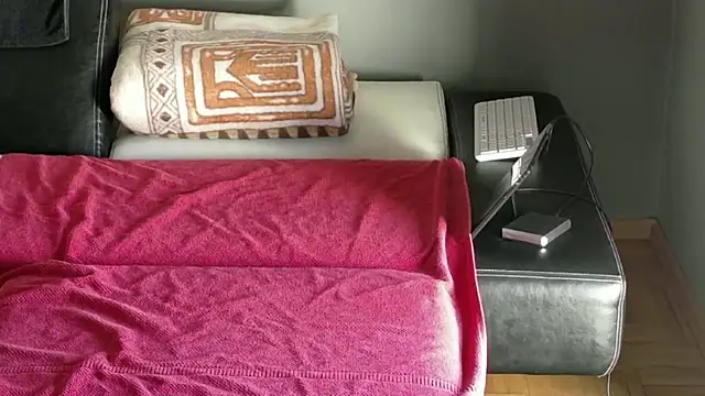 slavic boy 39 online show from February 28, 2026, 12:38 pm