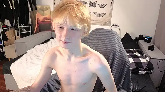 Your avatar online show from November 6, 2025, 7:07 pm