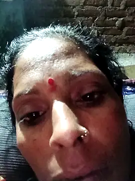 Snapshot of Suhana_pandit chatting on October 28, 2025, 8:30 pm Suhana pandit online show from October 28, 2025, 8:30 pm