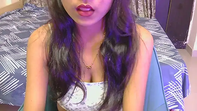 hoty-priya online show from July 1, 2026, 4:46 am