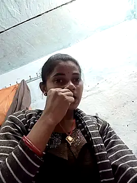 Snapshot of PoojaPleasure chatting on November 18, 2025, 3:59 pm PoojaPleasure online show from November 18, 2025, 3:59 pm