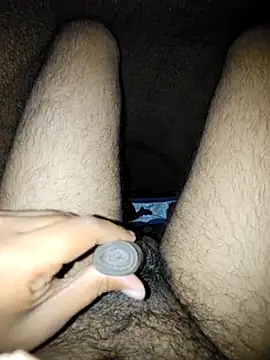 Snapshot of LundBoyram chatting on December 19, 2025, 3:36 pm LundBoyram online show from December 19, 2025, 3:36 pm