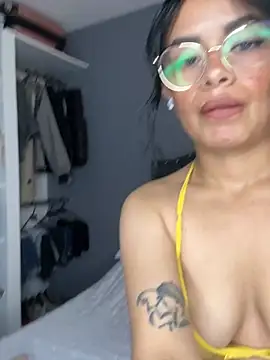 Melissa coch online show from April 18, 2026, 3:14 pm