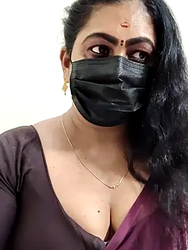 Snapshot of Sweetie_swetha37 chatting on February 24, 2026, 5:58 pm Sweetie swetha37 online show from February 24, 2026, 5:58 pm