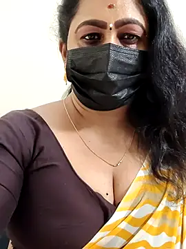 Snapshot of Sweetie_swetha37 chatting on March 13, 2026, 10:09 am Sweetie swetha37 online show from March 13, 2026, 10:09 am