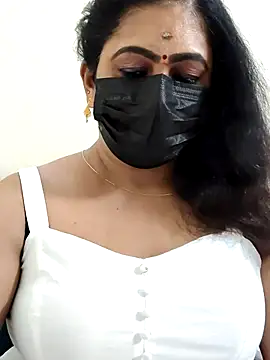 Snapshot of Sweetie_swetha37 chatting on January 8, 2026, 8:59 pm Sweetie swetha37 online show from January 8, 2026, 8:59 pm