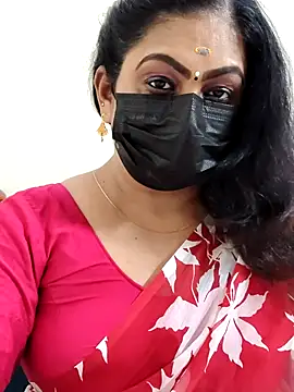 Snapshot of Sweetie_swetha37 chatting on January 7, 2026, 6:13 pm Sweetie swetha37 online show from January 7, 2026, 6:13 pm