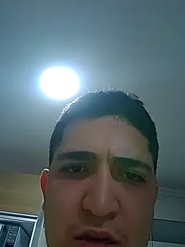 Picademel2525 online show from September 17, 2025, 8:33 pm