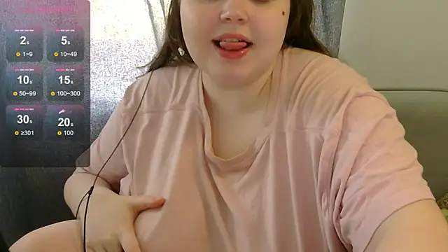 brattyprincessemma online show from June 4, 2026, 9:14 am