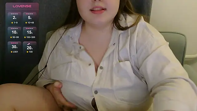 brattyprincessemma online show from July 16, 2026, 9:01 pm