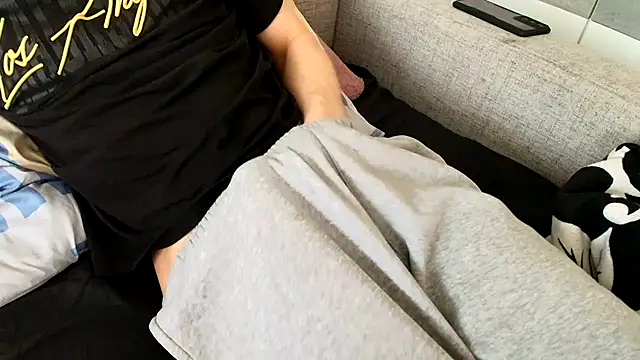 Breezydicksn online show from January 14, 2026, 9:13 am