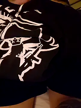 NibbleSweetie online show from December 19, 2025, 8:33 pm