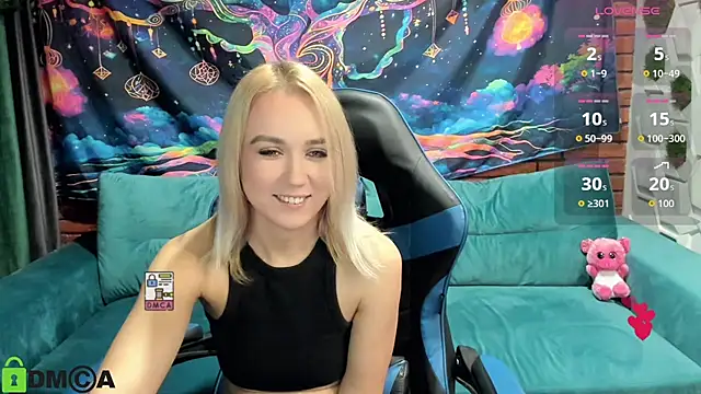 CrystalGirl99 online show from December 2, 2025, 7:32 am