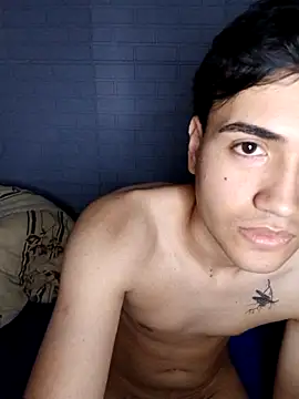 novinho safado   online show from December 21, 2025, 7:21 am