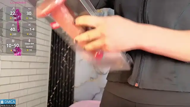 Snapshot of nena_cupcake_ chatting on October 30, 2025, 11:08 am nena cupcake online show from October 30, 2025, 11:08 am