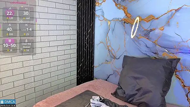 Snapshot of nena_cupcake_ chatting on November 18, 2025, 11:13 am nena cupcake online show from November 18, 2025, 11:13 am